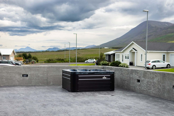 1500L hitaveitupottur - 6-7 manna