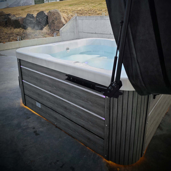 1500L hitaveitupottur - 6-7 manna