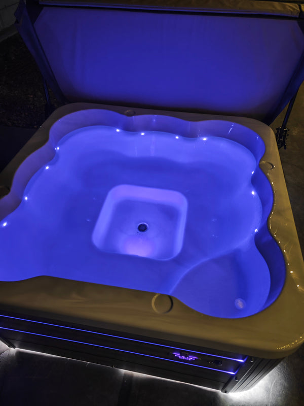 1500L hitaveitupottur - 6-7 manna