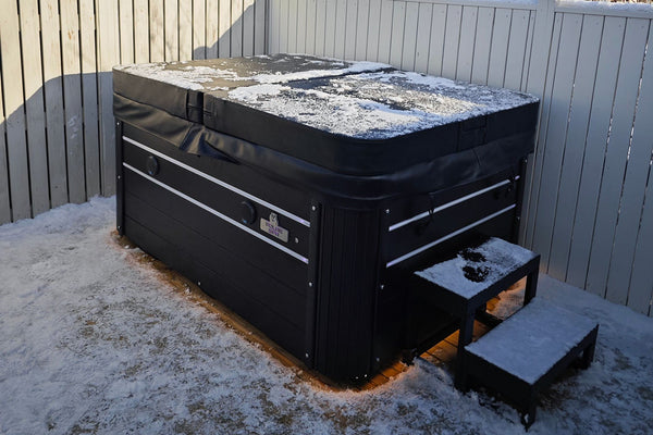 tröppur á þriggja manna heitan pott 650L að vetri til